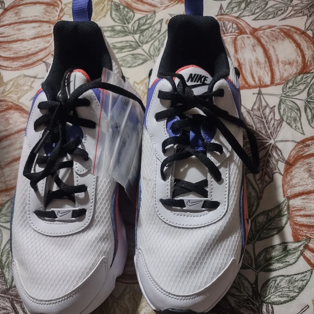 Nike Ryz - Picture 3 of 5